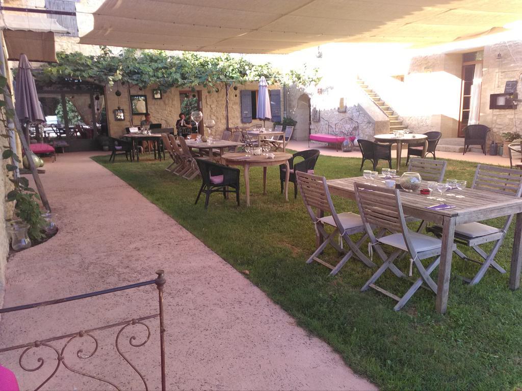 Domaine Saint Martin Hotel Valliguieres Eksteriør billede