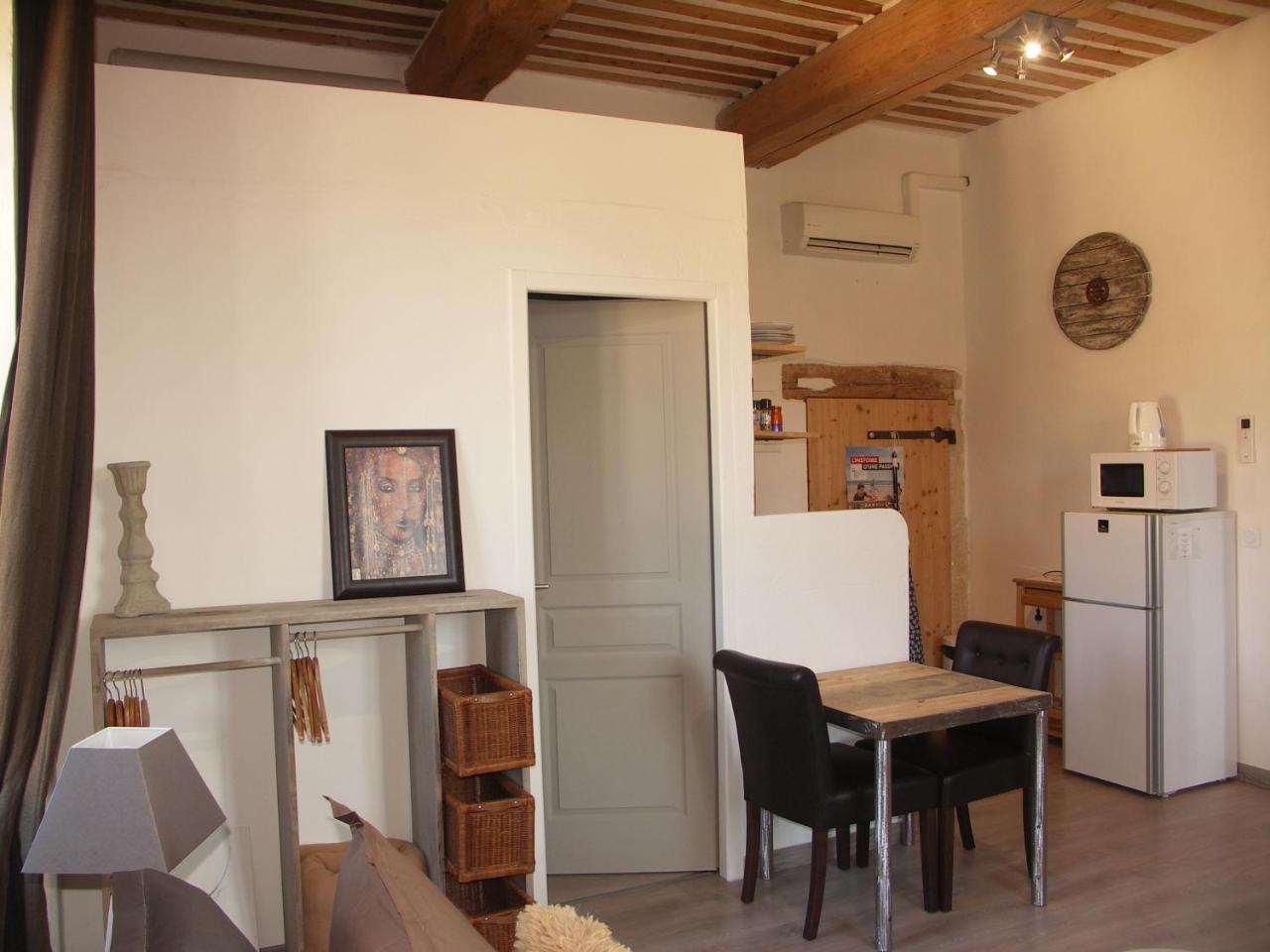 Domaine Saint Martin Hotel Valliguieres Eksteriør billede