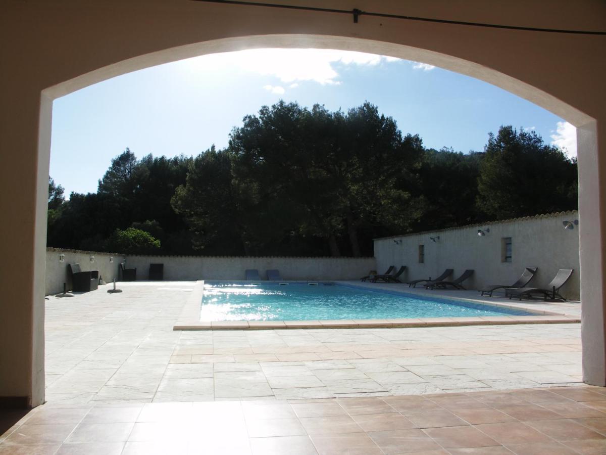 Domaine Saint Martin Hotel Valliguieres Eksteriør billede