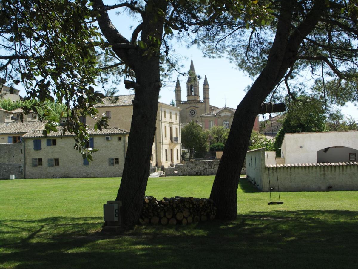 Domaine Saint Martin Hotel Valliguieres Eksteriør billede